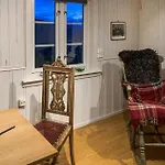 2 Bedroom Awesome In