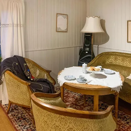 2 Bedroom Awesome In