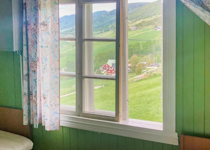 2 Bedroom Awesome In Dovre